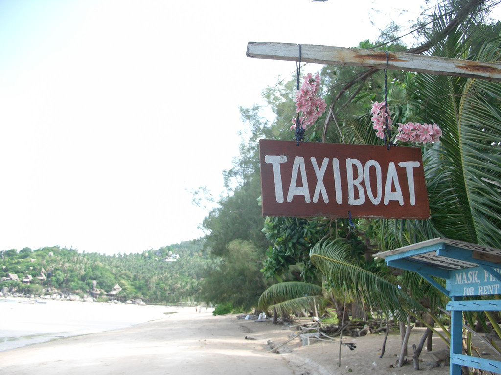 Thailand itinerary: Mae Haad Pier, the ferry services from Koh Tao to Koh Samui 